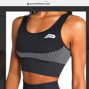 NWOT  Pursue Seamless Sports Bra Sz xs